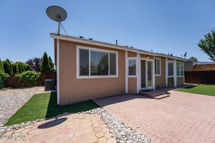 1196 Glendora, Sparks, Nevada 89436, 4 Bedrooms Bedrooms, ,2 BathroomsBathrooms,Residential,Residential,Glendora,0,260008254