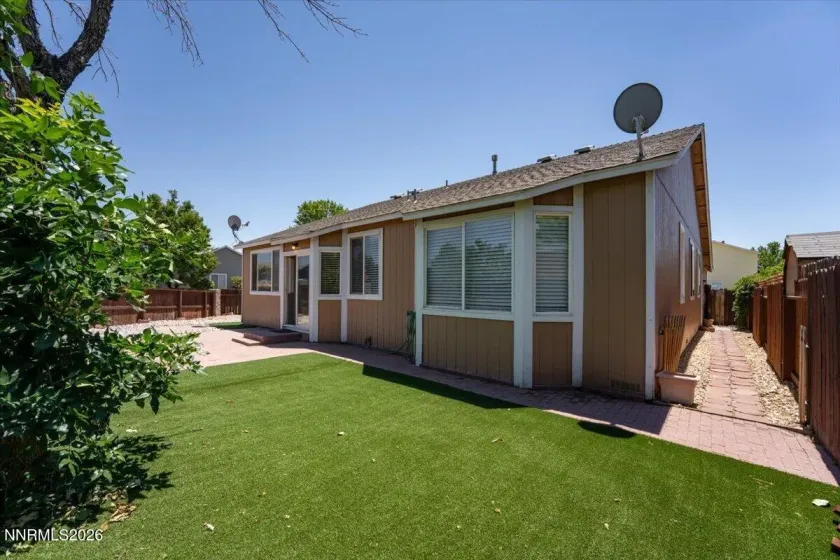1196 Glendora, Sparks, Nevada 89436, 4 Bedrooms Bedrooms, ,2 BathroomsBathrooms,Residential,Residential,Glendora,0,260008254