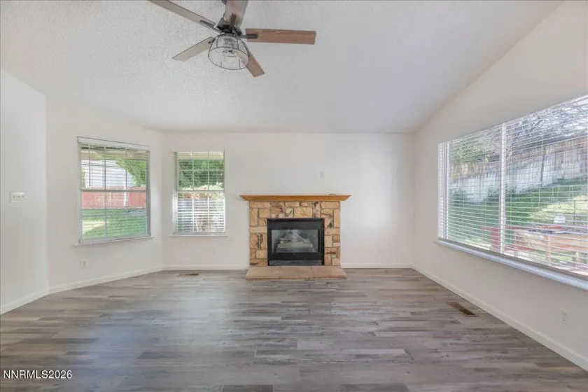 6333 Walnut Creek, Reno, Nevada 89523, 3 Bedrooms Bedrooms, ,2 BathroomsBathrooms,Residential,Residential,Walnut Creek,0,260008256