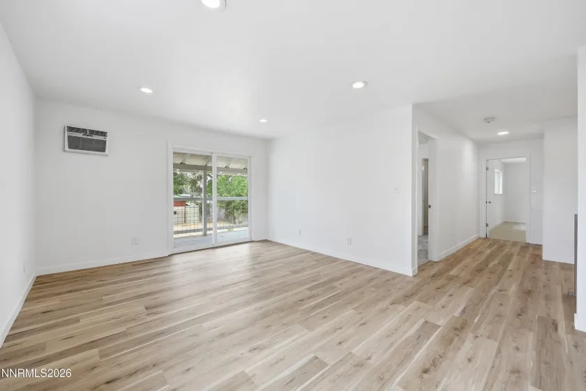 1100 H, Sparks, Nevada 89431, 4 Bedrooms Bedrooms, ,3 BathroomsBathrooms,Residential,Residential,H,0,260008259