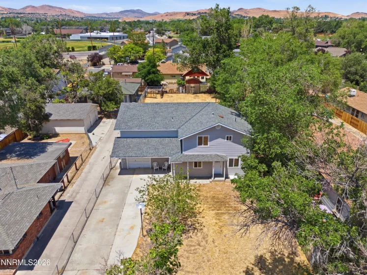1100 H, Sparks, Nevada 89431, 4 Bedrooms Bedrooms, ,3 BathroomsBathrooms,Residential,Residential,H,0,260008259