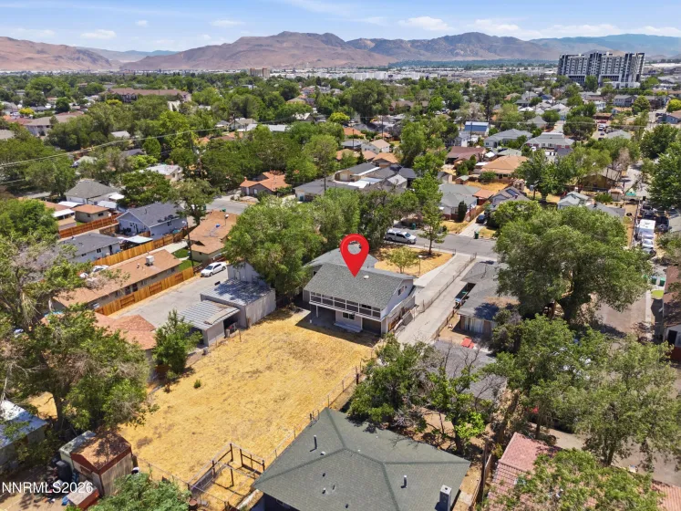 1100 H, Sparks, Nevada 89431, 4 Bedrooms Bedrooms, ,3 BathroomsBathrooms,Residential,Residential,H,0,260008259