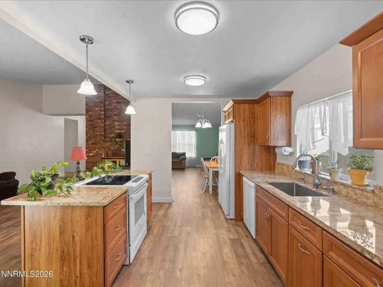 1698 Candlewood, Sparks, Nevada 89434, 3 Bedrooms Bedrooms, ,2 BathroomsBathrooms,Residential,Residential,Candlewood,0,260008260