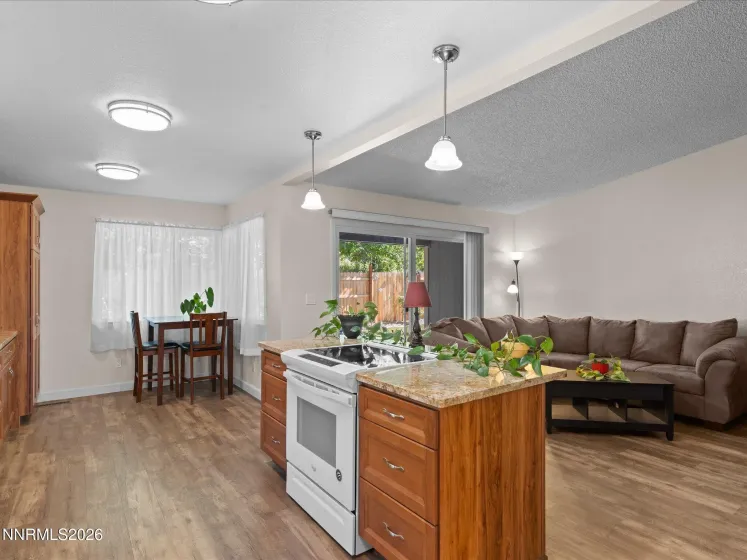 1698 Candlewood, Sparks, Nevada 89434, 3 Bedrooms Bedrooms, ,2 BathroomsBathrooms,Residential,Residential,Candlewood,0,260008260