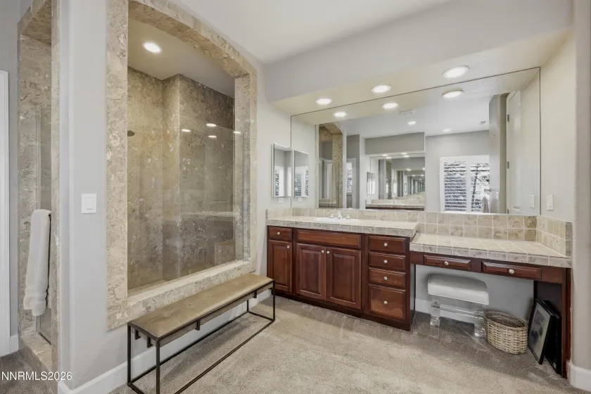 5940 Cour Saint Michelle, Reno, Nevada 89511, 5 Bedrooms Bedrooms, ,5 BathroomsBathrooms,Residential,Residential,Cour Saint Michelle,0,260008261