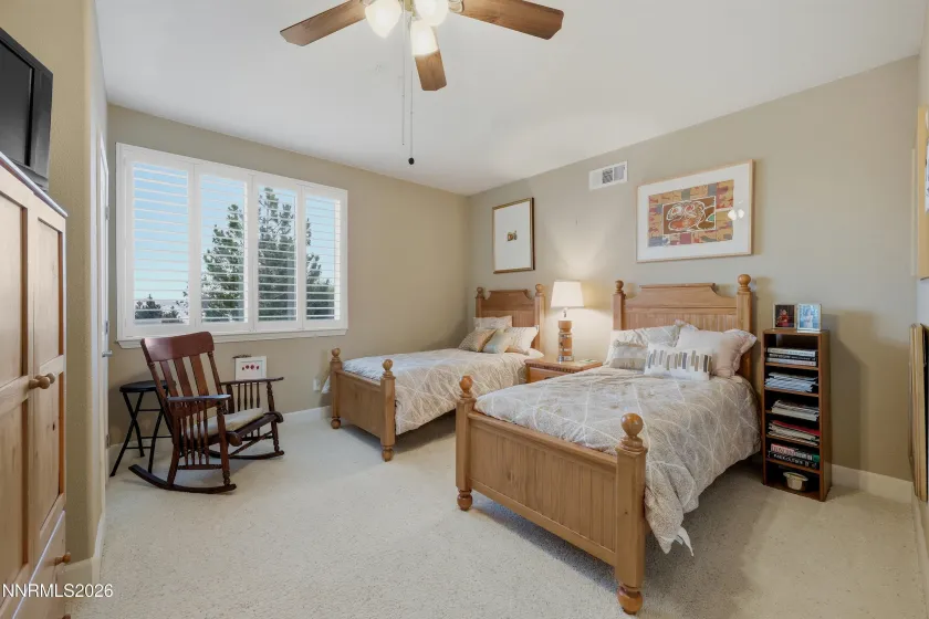 5940 Cour Saint Michelle, Reno, Nevada 89511, 5 Bedrooms Bedrooms, ,5 BathroomsBathrooms,Residential,Residential,Cour Saint Michelle,0,260008261