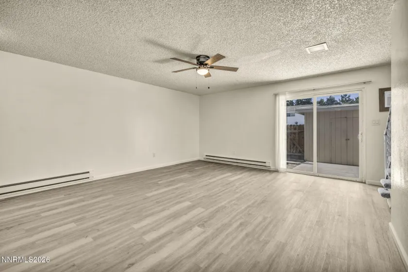 545 Smithridge, Reno, Nevada 89502, 2 Bedrooms Bedrooms, ,2 BathroomsBathrooms,Residential,Residential,Smithridge,0,260008264