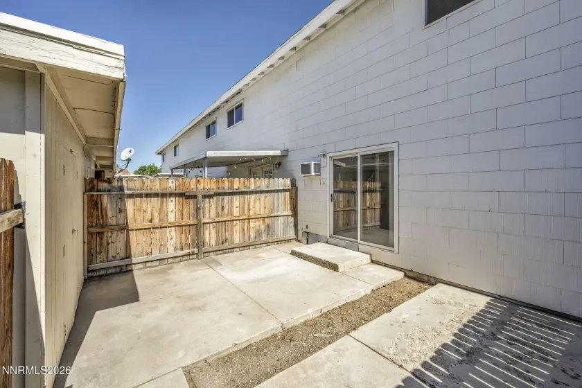 545 Smithridge, Reno, Nevada 89502, 2 Bedrooms Bedrooms, ,2 BathroomsBathrooms,Residential,Residential,Smithridge,0,260008264