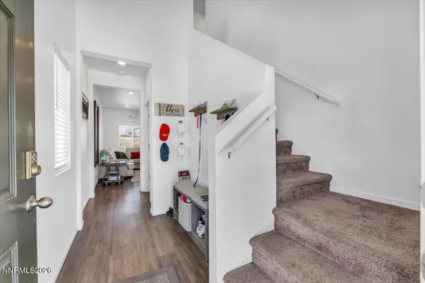 9809 Fishermans Reef, Reno, Nevada 89506, 3 Bedrooms Bedrooms, ,3 BathroomsBathrooms,Residential,Residential,Fishermans Reef,0,260008268