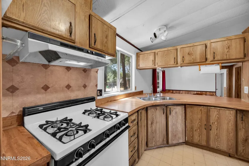 230 Gepford, Sun Valley, Nevada 89433, 3 Bedrooms Bedrooms, ,2 BathroomsBathrooms,Residential,Residential,Gepford,0,260008273