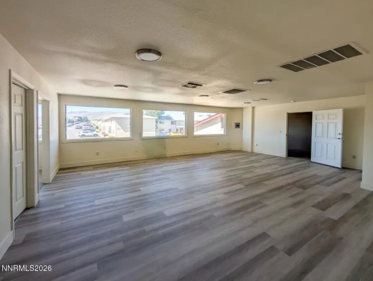 933 Woodside, Carson City, Nevada 89701, ,Commercial Lease,Manufactured,Woodside,0,260008280