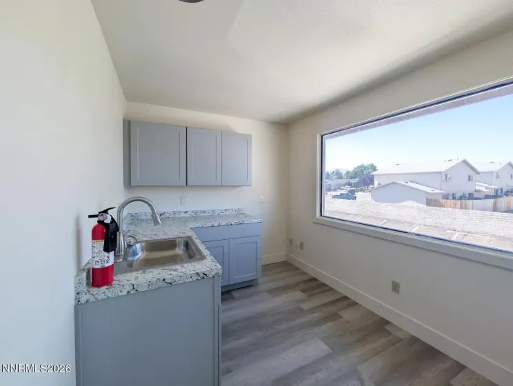 933 Woodside, Carson City, Nevada 89701, ,Commercial Lease,Manufactured,Woodside,0,260008280