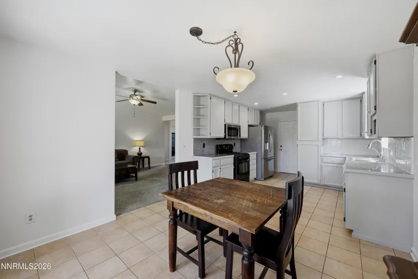 247 Woodlake, Dayton, Nevada 89403, 3 Bedrooms Bedrooms, ,2 BathroomsBathrooms,Residential,Residential,Woodlake,0,260008285