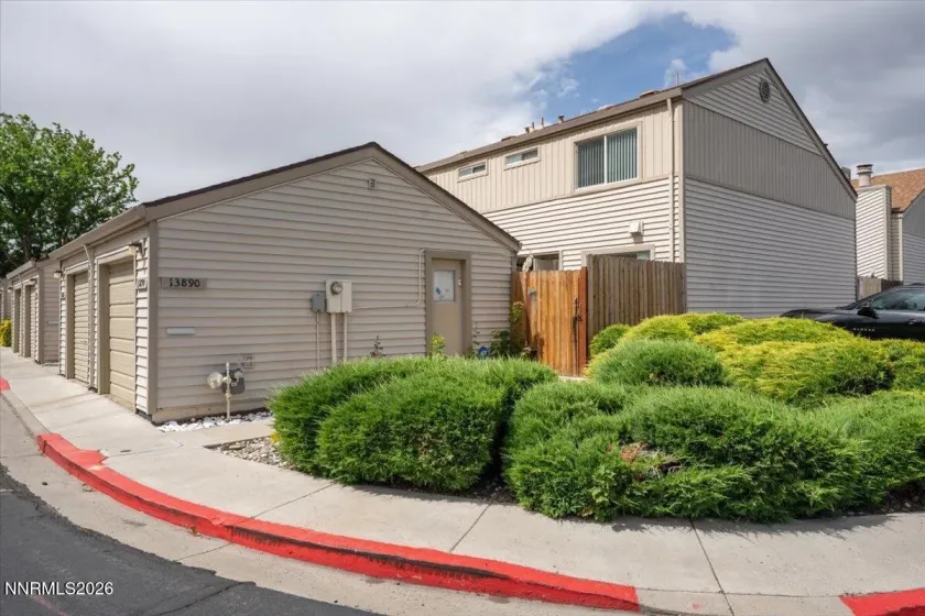 13890 Lear, Reno, Nevada 89506, 2 Bedrooms Bedrooms, ,2 BathroomsBathrooms,Residential,Residential,Lear,0,260008291