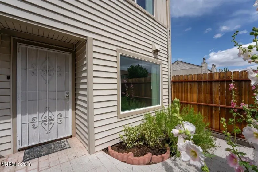 13890 Lear, Reno, Nevada 89506, 2 Bedrooms Bedrooms, ,2 BathroomsBathrooms,Residential,Residential,Lear,0,260008291