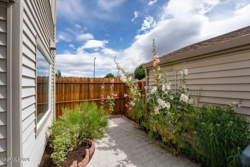 13890 Lear, Reno, Nevada 89506, 2 Bedrooms Bedrooms, ,2 BathroomsBathrooms,Residential,Residential,Lear,0,260008291