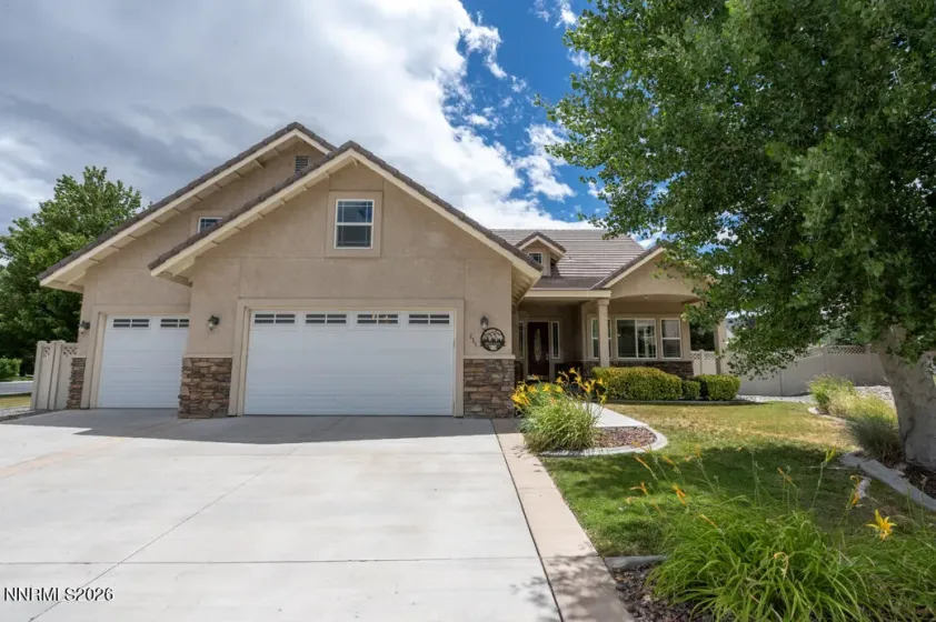 111 Denio, Dayton, Nevada 89403, 3 Bedrooms Bedrooms, ,2 BathroomsBathrooms,Residential,Residential,Denio,0,260008292