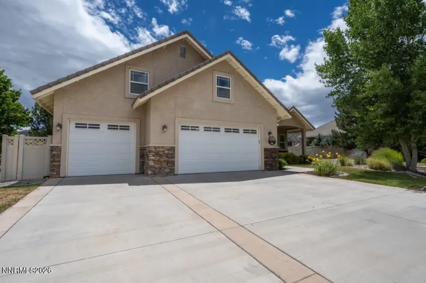 111 Denio, Dayton, Nevada 89403, 3 Bedrooms Bedrooms, ,2 BathroomsBathrooms,Residential,Residential,Denio,0,260008292
