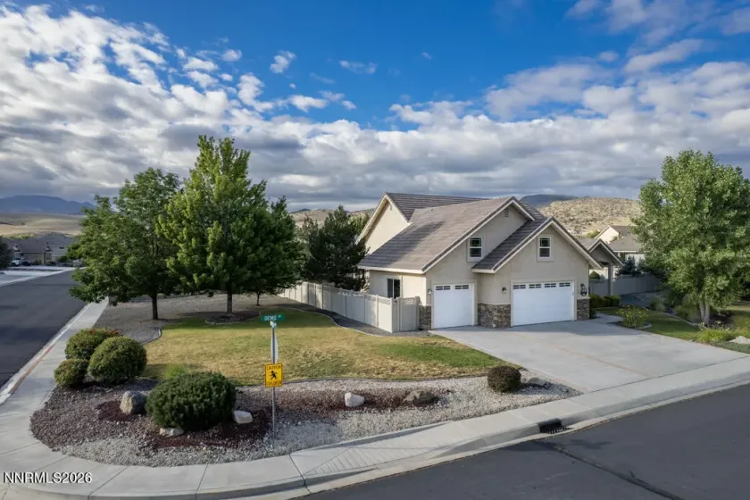 111 Denio, Dayton, Nevada 89403, 3 Bedrooms Bedrooms, ,2 BathroomsBathrooms,Residential,Residential,Denio,0,260008292