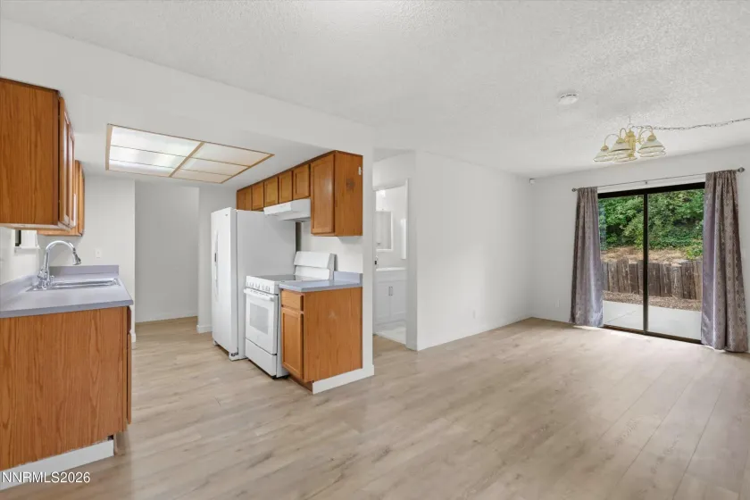 1855 Severn, Reno, Nevada 89503, 4 Bedrooms Bedrooms, ,2 BathroomsBathrooms,Residential,Residential,Severn,0,260008293