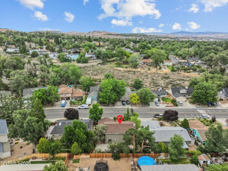 1855 Severn, Reno, Nevada 89503, 4 Bedrooms Bedrooms, ,2 BathroomsBathrooms,Residential,Residential,Severn,0,260008293