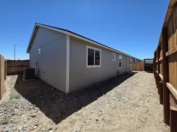 1808 Fort Sutter, Fernley, Nevada 89408, 3 Bedrooms Bedrooms, ,2 BathroomsBathrooms,Residential,Residential,Fort Sutter,0,260008300