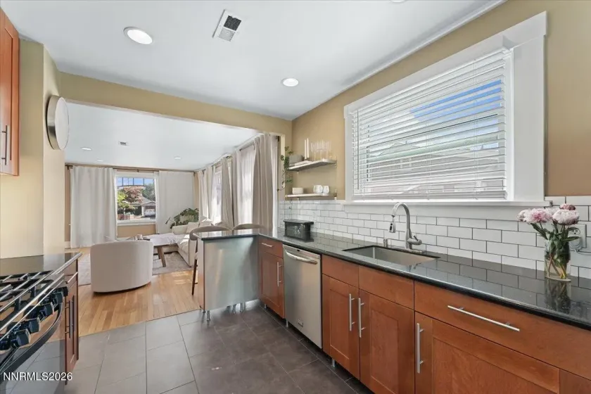 150 Pueblo, Reno, Nevada 89509, 2 Bedrooms Bedrooms, ,1 BathroomBathrooms,Residential,Residential,Pueblo,0,260008302