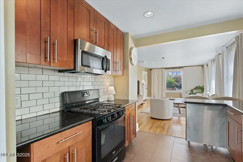 150 Pueblo, Reno, Nevada 89509, 2 Bedrooms Bedrooms, ,1 BathroomBathrooms,Residential,Residential,Pueblo,0,260008302