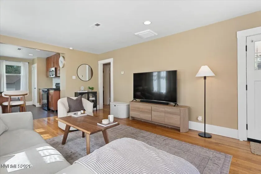 150 Pueblo, Reno, Nevada 89509, 2 Bedrooms Bedrooms, ,1 BathroomBathrooms,Residential,Residential,Pueblo,0,260008302