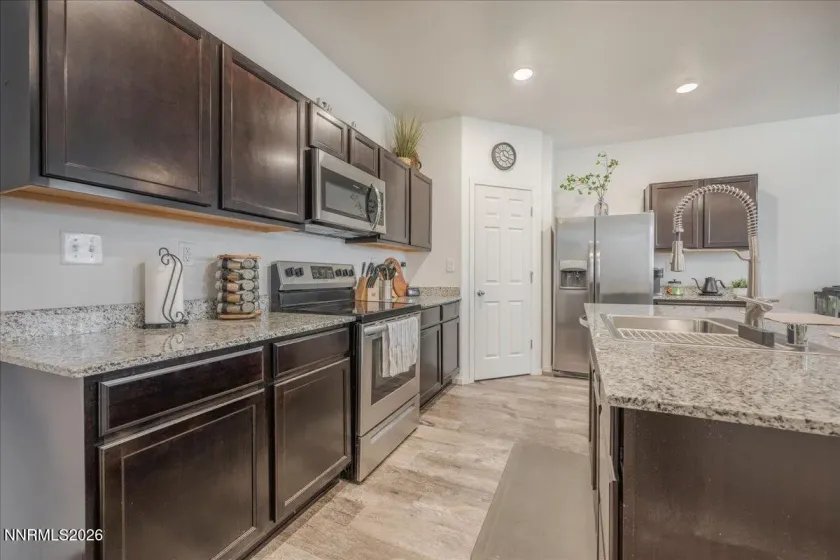 9865 Coastal Fog, Reno, Nevada 89506, 3 Bedrooms Bedrooms, ,3 BathroomsBathrooms,Residential,Residential,Coastal Fog,0,260008303