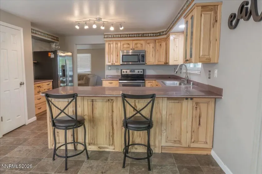 337 Gamble, Sparks, Nevada 89431, 4 Bedrooms Bedrooms, ,3 BathroomsBathrooms,Residential,Residential,Gamble,0,260008304