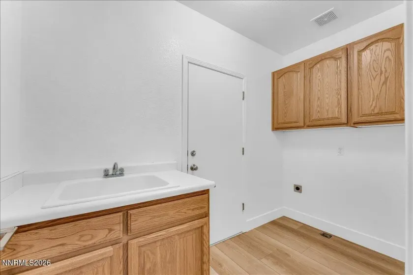 2329 Red Maple, Reno, Nevada 89523, 4 Bedrooms Bedrooms, ,3 BathroomsBathrooms,Residential,Residential,Red Maple,0,260006769