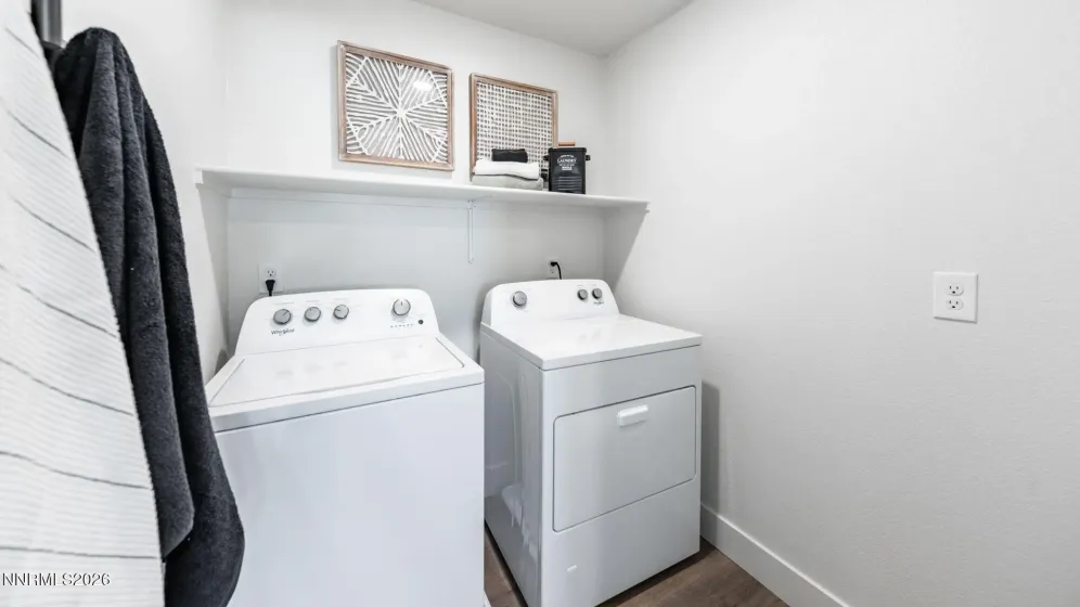 4287 Spotted Leaf, Sparks, Nevada 89436, 5 Bedrooms Bedrooms, ,3 BathroomsBathrooms,Residential,Residential,Spotted Leaf,0,260008317