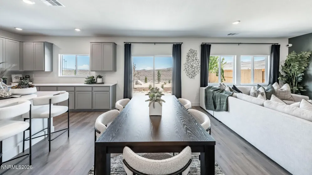 4287 Spotted Leaf, Sparks, Nevada 89436, 5 Bedrooms Bedrooms, ,3 BathroomsBathrooms,Residential,Residential,Spotted Leaf,0,260008317
