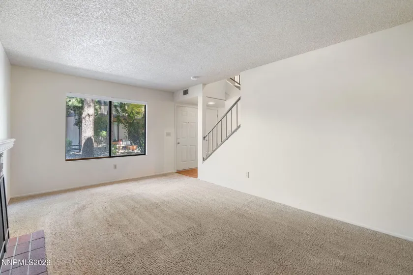 4516 Matich, Reno, Nevada 89502, 2 Bedrooms Bedrooms, ,3 BathroomsBathrooms,Residential,Residential,Matich,0,260008319