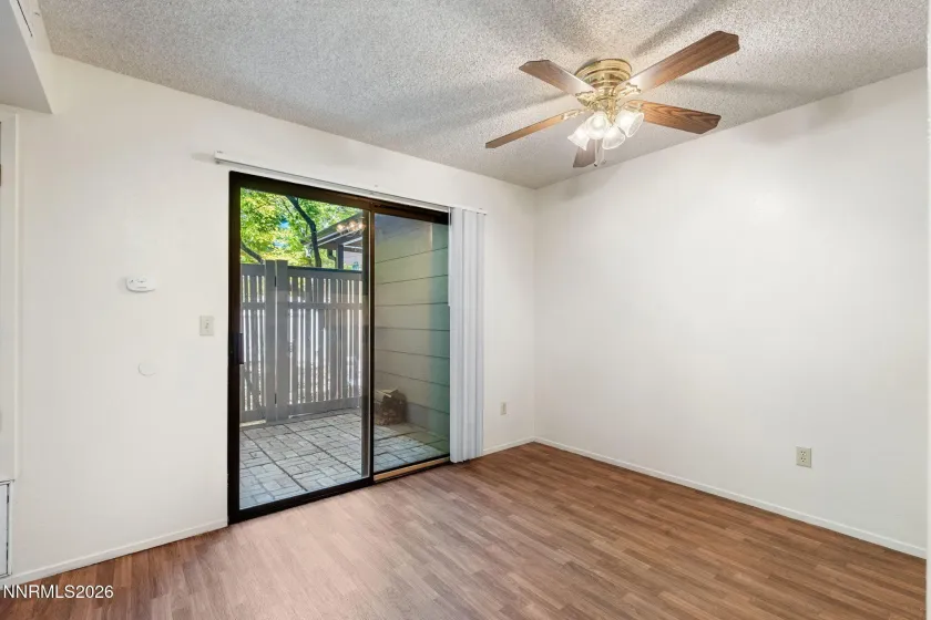 4516 Matich, Reno, Nevada 89502, 2 Bedrooms Bedrooms, ,3 BathroomsBathrooms,Residential,Residential,Matich,0,260008319
