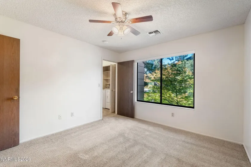 4516 Matich, Reno, Nevada 89502, 2 Bedrooms Bedrooms, ,3 BathroomsBathrooms,Residential,Residential,Matich,0,260008319