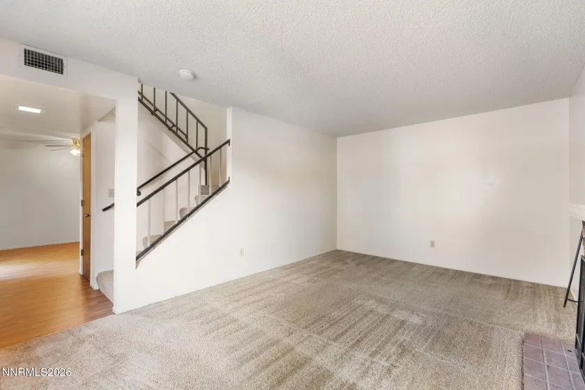 4516 Matich, Reno, Nevada 89502, 2 Bedrooms Bedrooms, ,3 BathroomsBathrooms,Residential,Residential,Matich,0,260008319