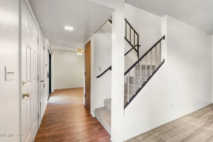 4516 Matich, Reno, Nevada 89502, 2 Bedrooms Bedrooms, ,3 BathroomsBathrooms,Residential,Residential,Matich,0,260008319
