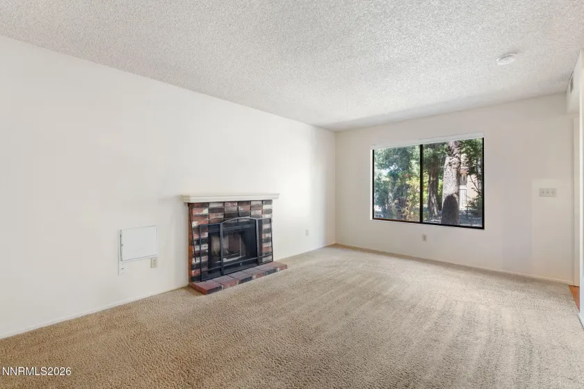 4516 Matich, Reno, Nevada 89502, 2 Bedrooms Bedrooms, ,3 BathroomsBathrooms,Residential,Residential,Matich,0,260008319