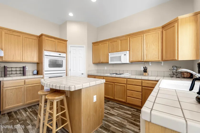 1870 Almonte, Sparks, Nevada 89436, 4 Bedrooms Bedrooms, ,3 BathroomsBathrooms,Residential,Residential,Almonte,0,260008325