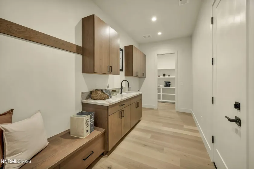 6156 Triple Crown, Reno, Nevada 89511, 3 Bedrooms Bedrooms, ,3 BathroomsBathrooms,Residential,Residential,Triple Crown,0,260008333