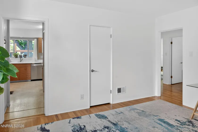 1310 Lander, Reno, Nevada 89509, 3 Bedrooms Bedrooms, ,2 BathroomsBathrooms,Residential,Residential,Lander,0,260006828