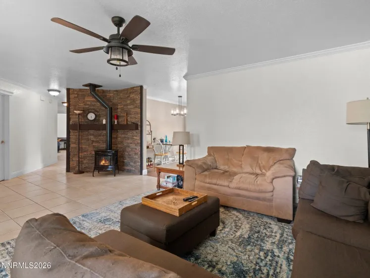 1413 Patricia, Gardnerville, Nevada 89460, 3 Bedrooms Bedrooms, ,2 BathroomsBathrooms,Residential,Residential,Patricia,0,260008341