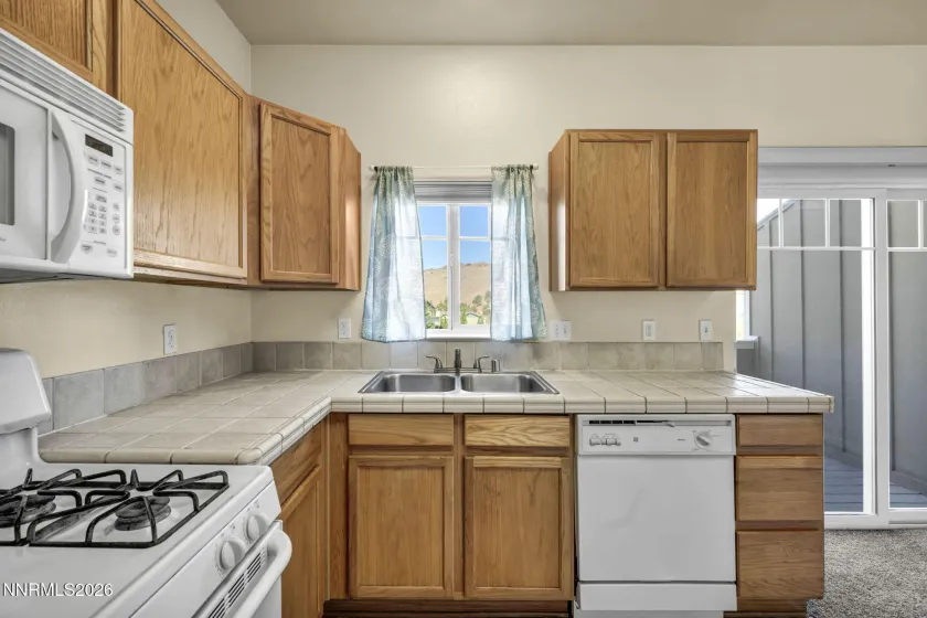 4507 Kathleen Denise, Reno, Nevada 89503, 2 Bedrooms Bedrooms, ,3 BathroomsBathrooms,Residential,Residential,Kathleen Denise,0,260007237