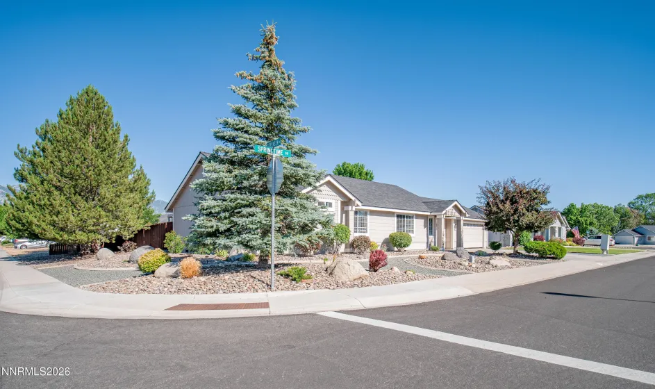 1225 Springtime, Gardnerville, Nevada 89460, 3 Bedrooms Bedrooms, ,2 BathroomsBathrooms,Residential,Residential,Springtime,0,260008360
