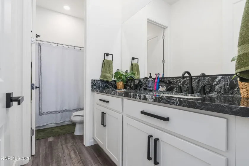 Second Bath, Double Sinks