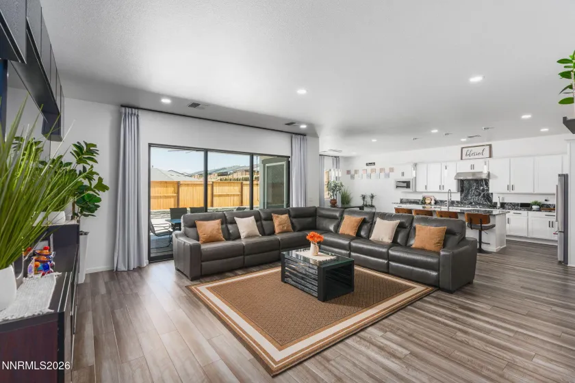 457 Pah Rah Ridge, Sparks, Nevada 89441, 3 Bedrooms Bedrooms, ,3 BathroomsBathrooms,Residential,Residential,Pah Rah Ridge,0,260008346