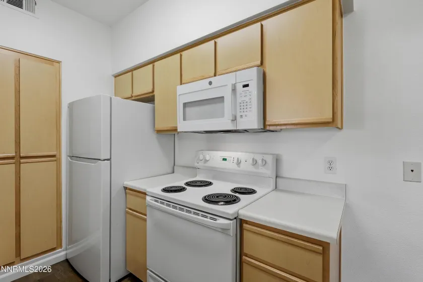 6850 Sharlands, Reno, Nevada 89523, 1 Bedroom Bedrooms, ,1 BathroomBathrooms,Residential,Residential,Sharlands,0,260008347