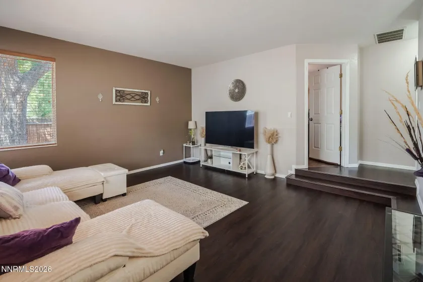 4860 Canyon Run, Sparks, Nevada 89436, 4 Bedrooms Bedrooms, ,3 BathroomsBathrooms,Residential,Residential,Canyon Run,0,260008364